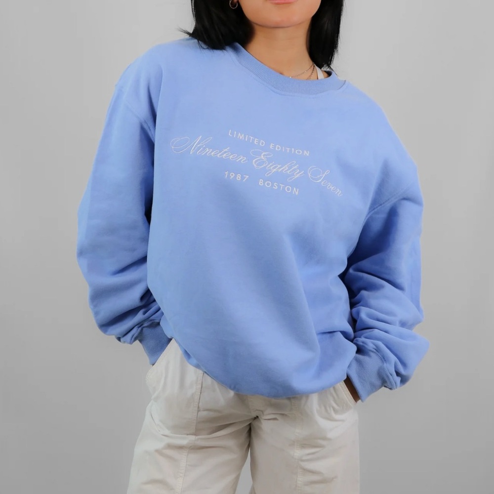 NWOT 1987 the label OLD MONEY CREW IN "HYDRANGEA" crewneck sweatshirt top - Picture 1 of 7